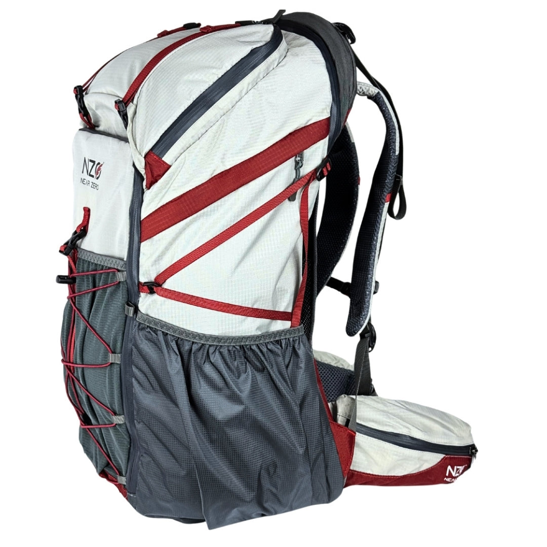 THE DEAN™ Hiking Backpack